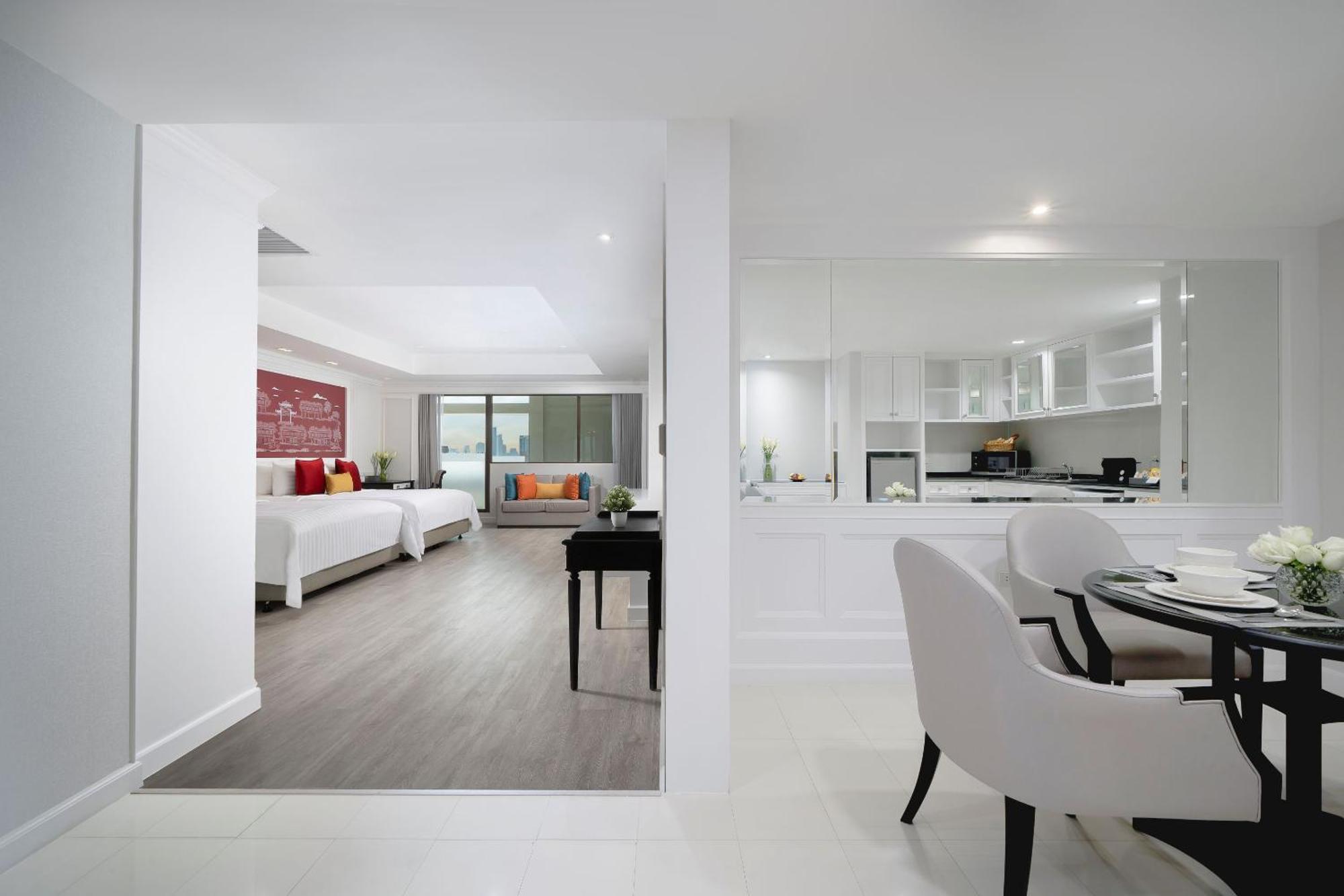 Family Room River View