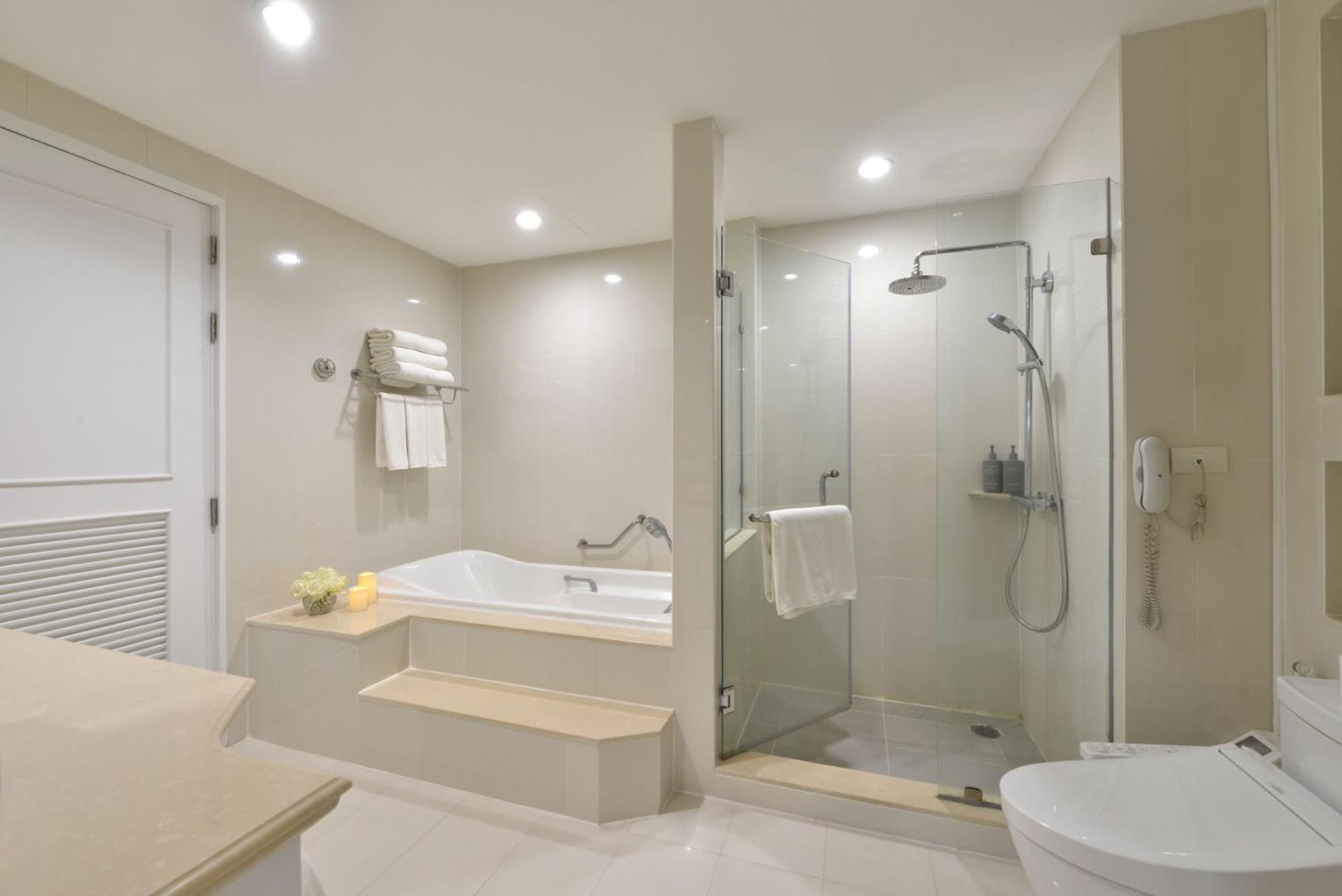 Deluxe Double or Twin Room River View